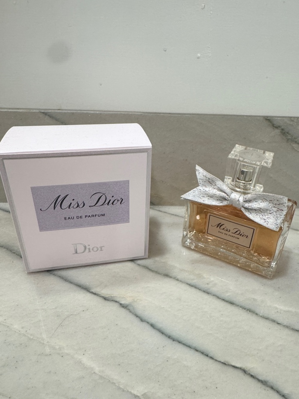 Dior Miss Dior Eau de Parfum - White & Pale Pink Box with Amber Perfume